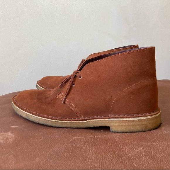 Clarks Originals | Suede Desert Boot - Picture 2 of 9